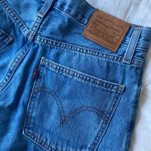 Levi’s Premium Dad Jean